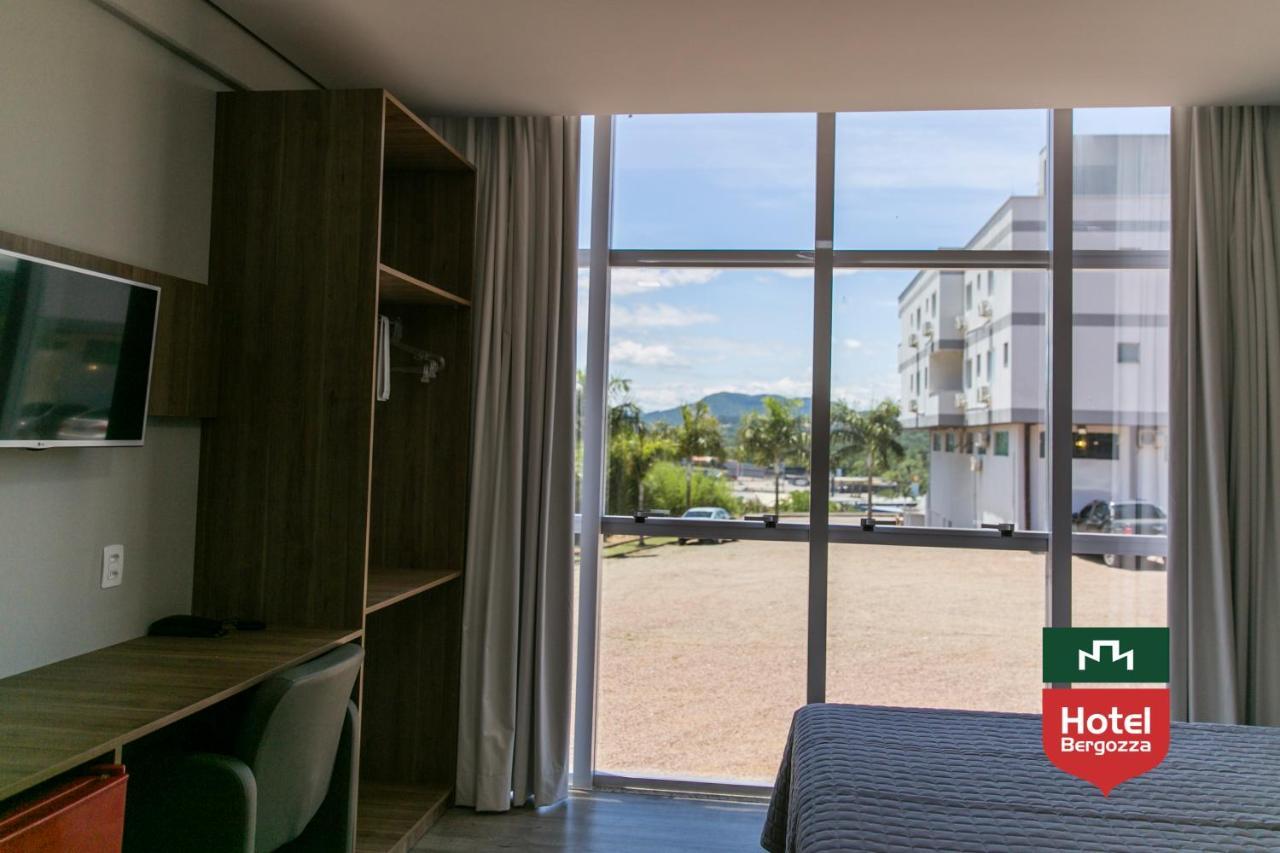 Hotel Bergozza Rio do Sul Buitenkant foto